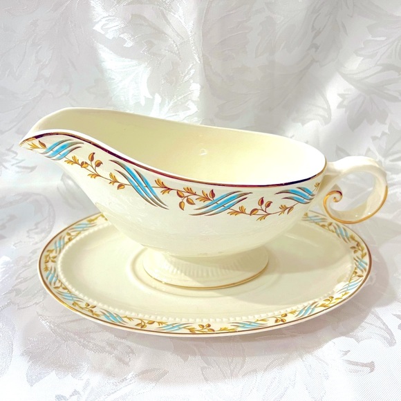 Vintage Arlington fine china set (78 pieces). Made in USA. Excellent condition. - Picture 10 of 10